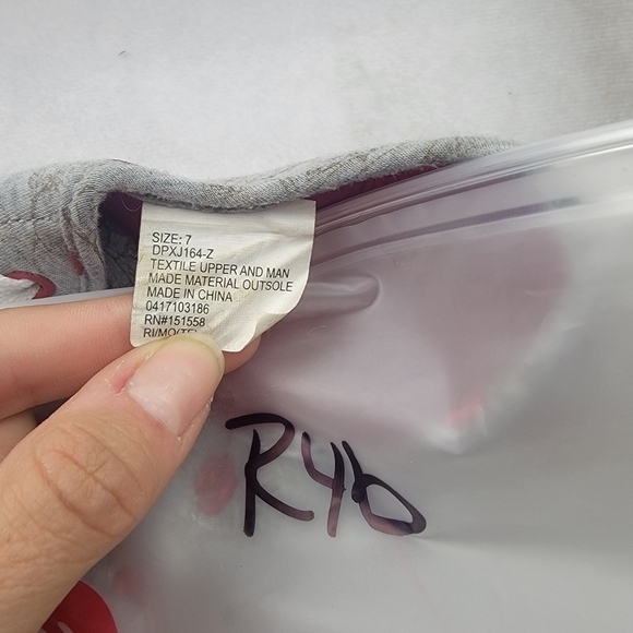 Disney Beauty And The Beast Belle rose sneakers - Picture 5 of 7